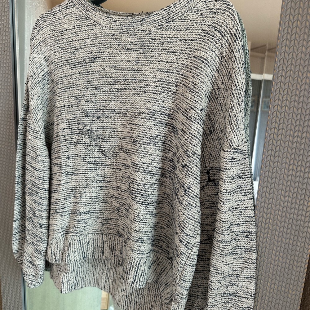 Women's Black and White Sweater